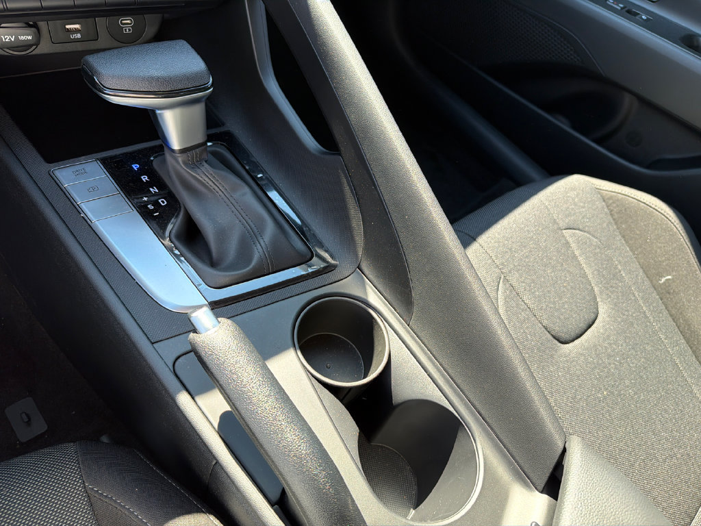 New 2026 Hyundai Elantra SE FWD image 31