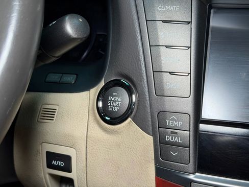 Used 2011 Lexus LS 460 image 39