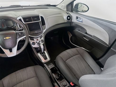 Used 2018 Chevrolet Sonic LT image 26