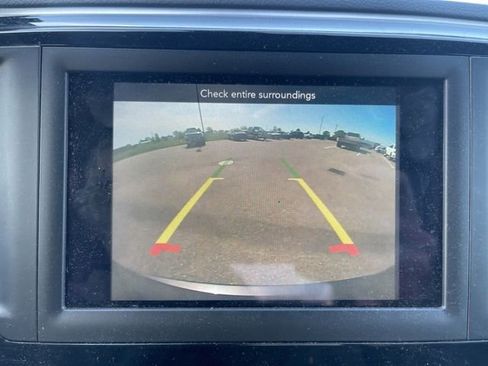 Used 2018 Chrysler Pacifica Touring-L w/ S Appearance Package FWD image 25