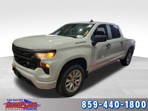 Used 2022 Chevrolet Silverado 1500 Custom image 1