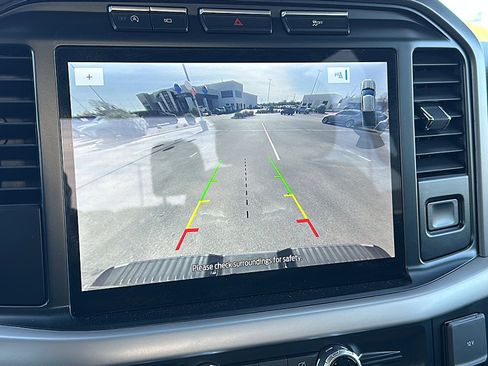 Used 2022 Ford F150 XLT w/ Equipment Group 302A High image 31