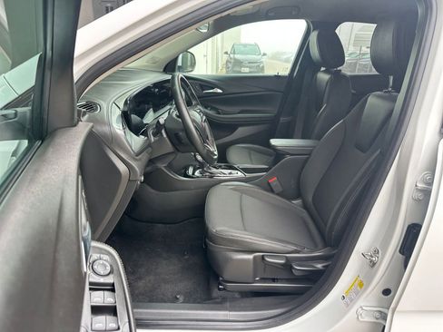 Used 2025 Buick Encore GX Preferred image 27