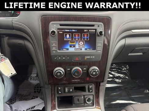 Used 2016 Chevrolet Traverse LT image 25