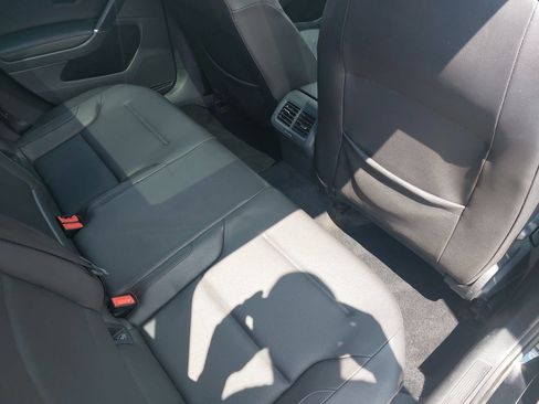 Used 2015 Volkswagen Golf TDI SE FWD image 11