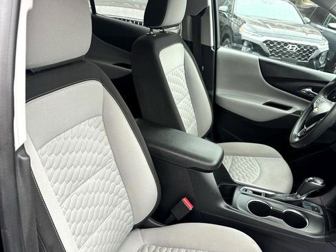 Used 2021 Chevrolet Equinox LT image 15
