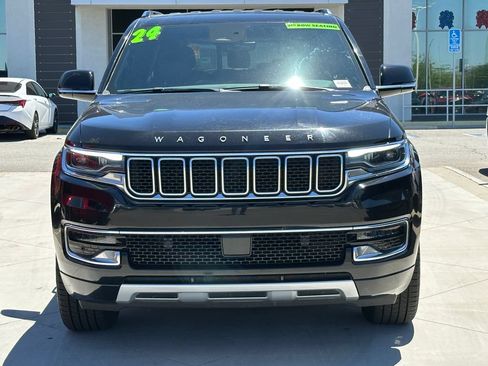 Certified 2024 Jeep Wagoneer Series II w/ Flexible Seating Group RWD image 12