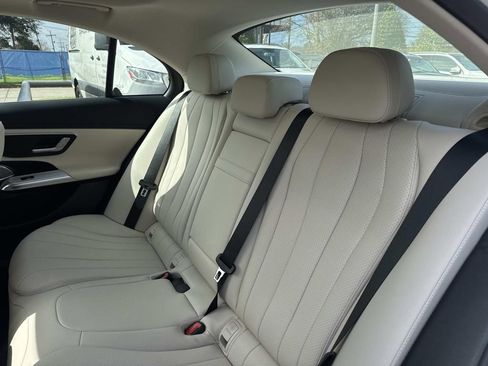 New 2026 Mercedes-Benz E 350 4MATIC Sedan image 6