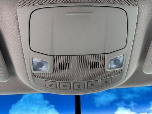 Used 2016 Lincoln MKX Select w/ Select Plus Package image 38