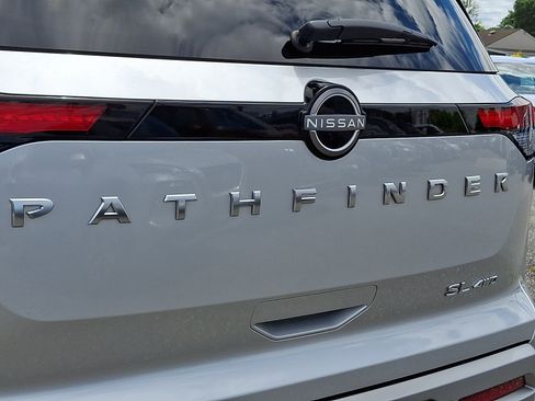 Certified 2023 Nissan Pathfinder SL AWD/4WD image 30