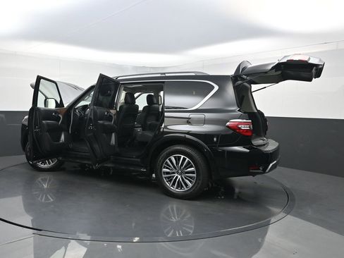 Used 2023 Nissan Armada SL w/ Captain's Chairs Package RWD image 41