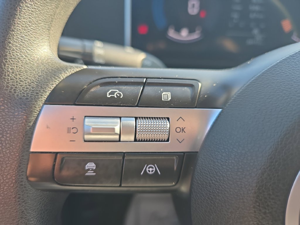 Used 2025 Hyundai Tucson SEL FWD image 28