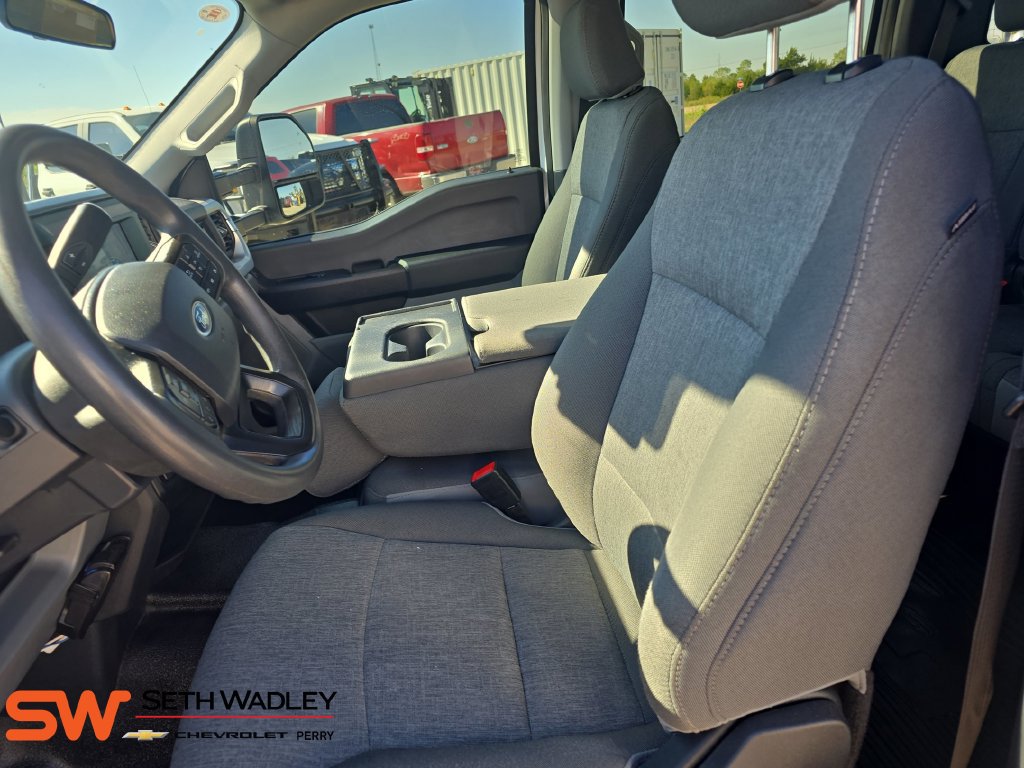 Used 2025 Ford F350 XL w/ XL Driver Assist Package AWD/4WD image 16