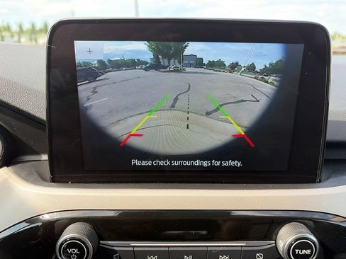 Used 2020 Ford Escape SE FWD image 11