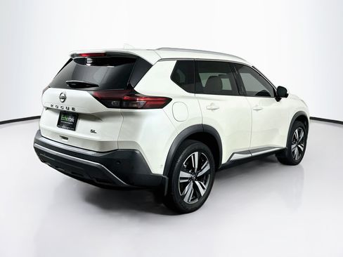 Used 2023 Nissan Rogue SL w/ SL Premium Package FWD image 9