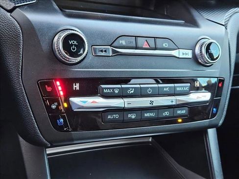 Used 2020 Ford Explorer ST image 13