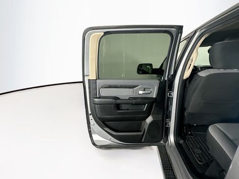 Used 2019 RAM 2500 Big Horn RWD image 24
