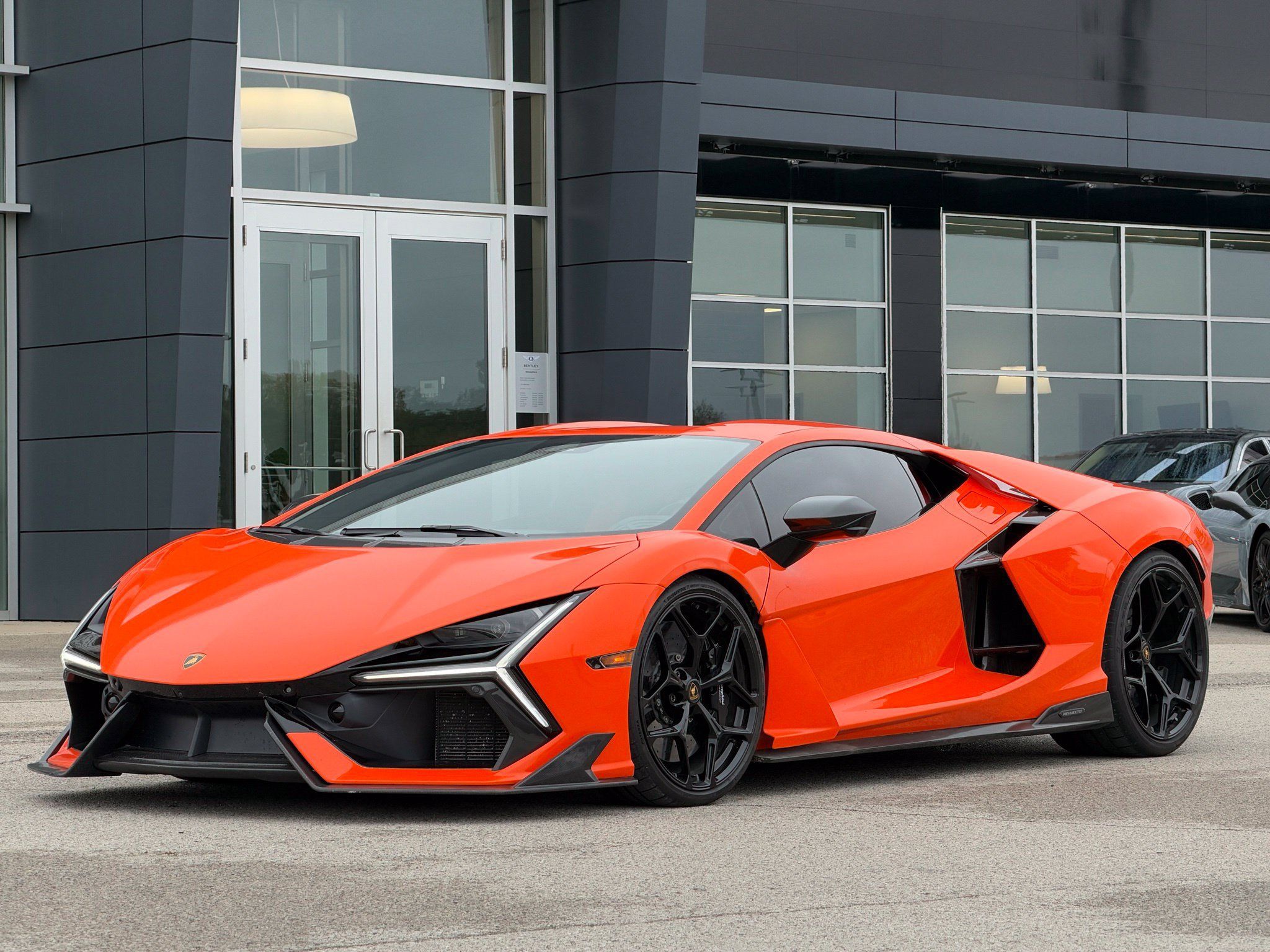Used 2024 Lamborghini Revuelto AWD/4WD image 6