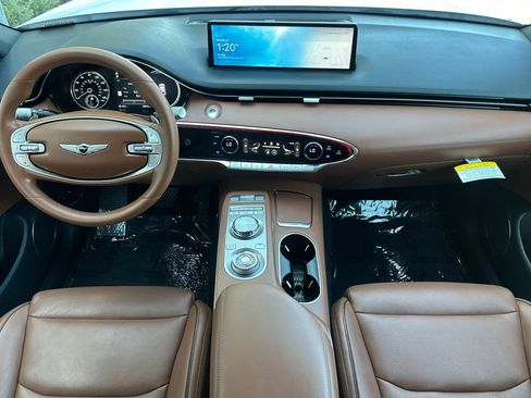 Used 2023 Genesis GV70 2.5T w/ Advanced Package image 14