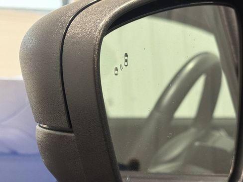 Used 2023 Ford Escape ST-Line AWD/4WD image 5