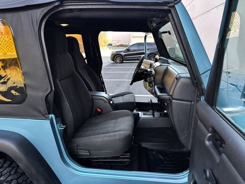 Used 2004 Jeep Wrangler X w/ Full Face Tire & Wheel Group image 27