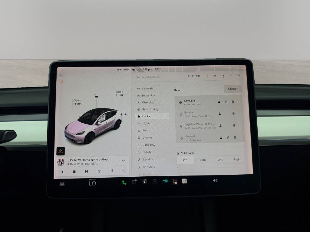 Used 2022 Tesla Model Y Long Range AWD/4WD image 22