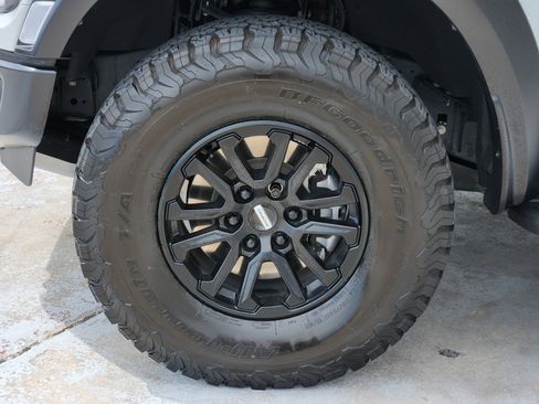 Used 2024 Ford F150 Raptor AWD/4WD image 14