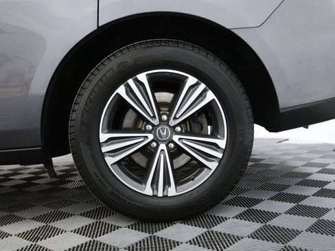 Used 2017 Acura MDX SH-AWD image 6