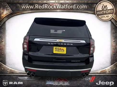 Used 2024 Chevrolet Suburban Premier AWD/4WD image 8