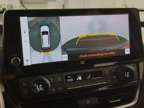 Used 2024 Toyota Grand Highlander FWD image 21
