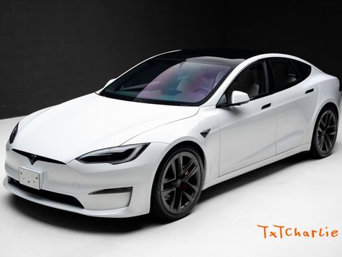 Used 2023 Tesla Model S Plaid AWD/4WD image 1
