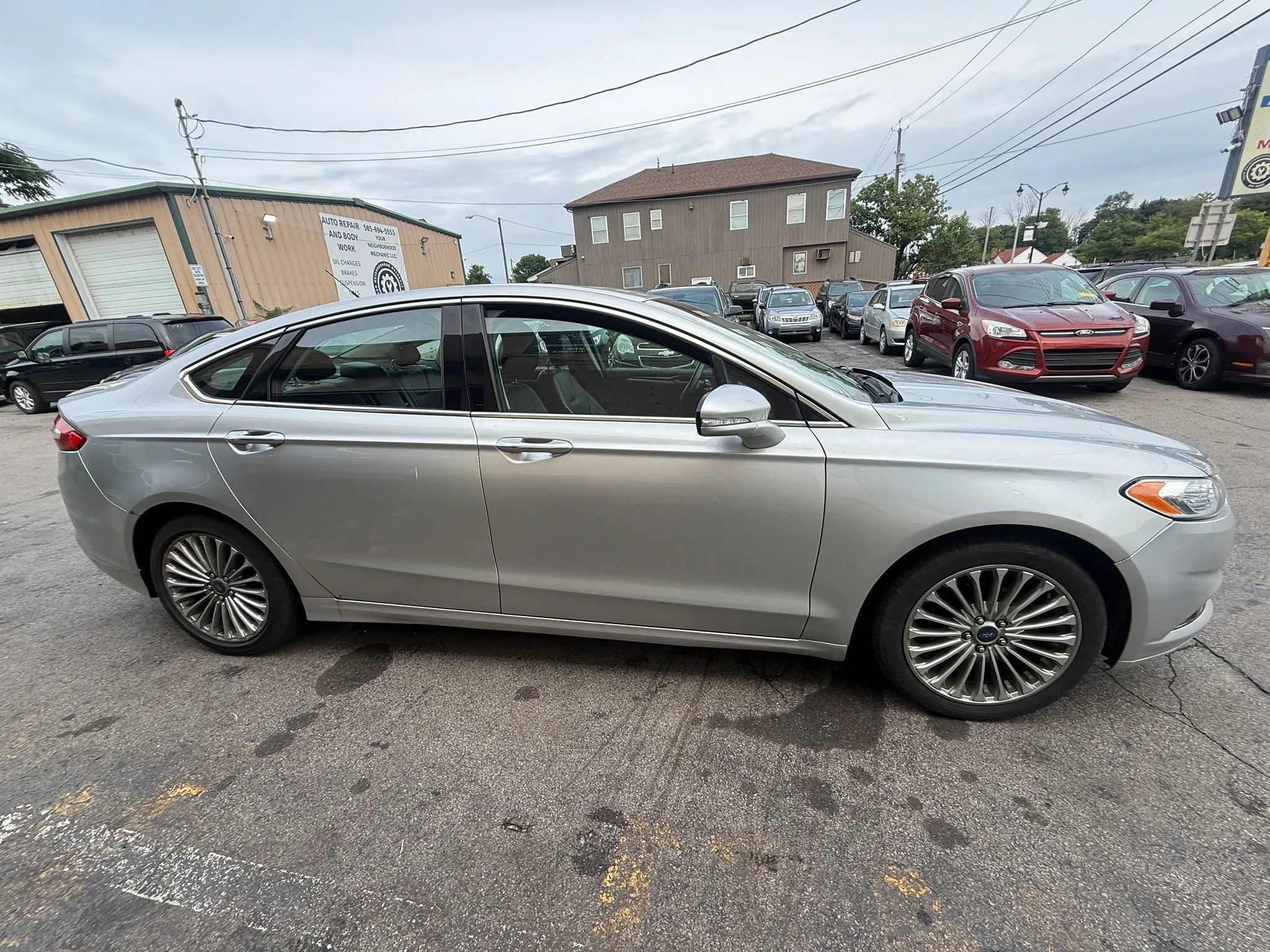 Used 2013 Ford Fusion Titanium FWD image 3