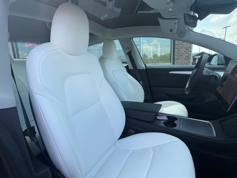 Used 2021 Tesla Model 3 Standard Range Plus RWD image 19
