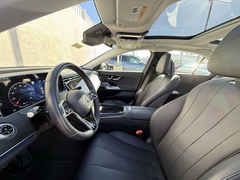 Used 2025 Mercedes-Benz E 350 Sedan image 5