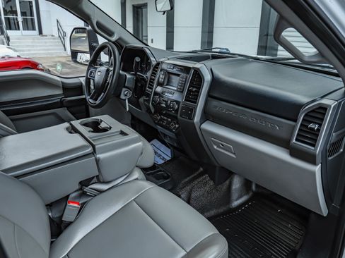 Used 2019 Ford F350 XL w/ Power Equipment Group image 13