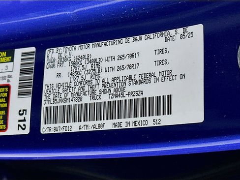 Used 2025 Toyota Tacoma TRD Off-Road image 12