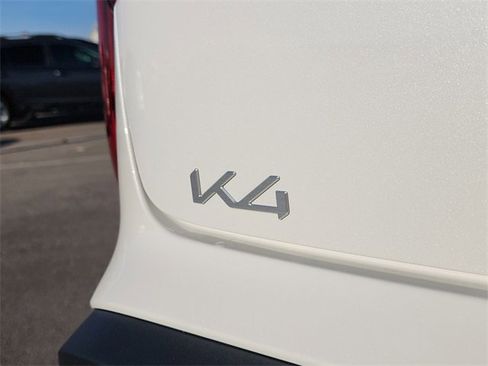 New 2025 Kia K4 LXS image 5