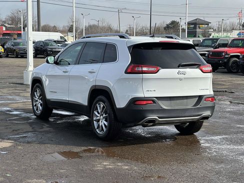 Used 2018 Jeep Cherokee Limited image 6
