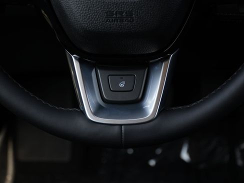 Used 2025 Honda Pilot Elite image 25