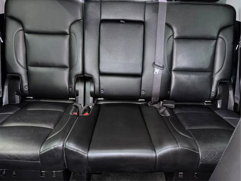 Used 2017 GMC Yukon SLT image 20