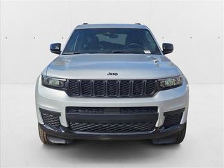 New 2025 Jeep Grand Cherokee L Altitude video 2