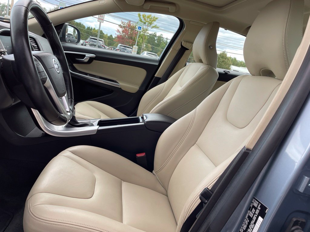 Used 2018 Volvo S60 T5 Inscription w/ Climate Package AWD/4WD image 10