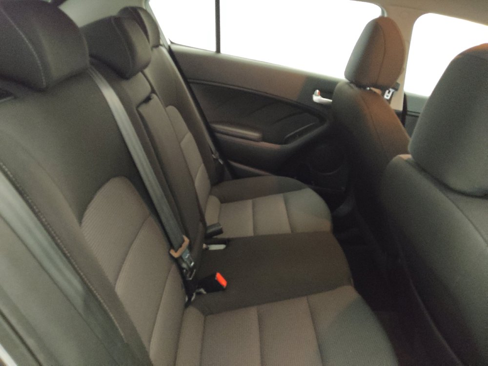 Used 2017 Kia Forte LX FWD image 19