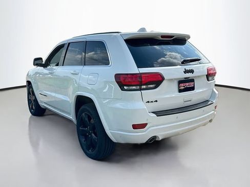 Used 2015 Jeep Grand Cherokee Altitude AWD/4WD image 6