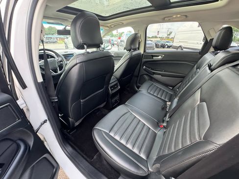 Used 2015 Ford Edge SEL w/ Equipment Group 201A FWD image 21
