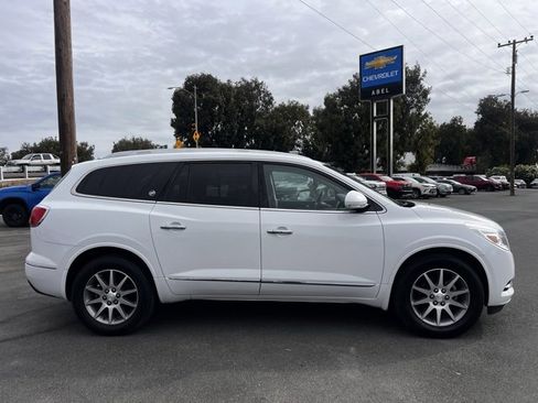 Used 2017 Buick Enclave Leather image 3
