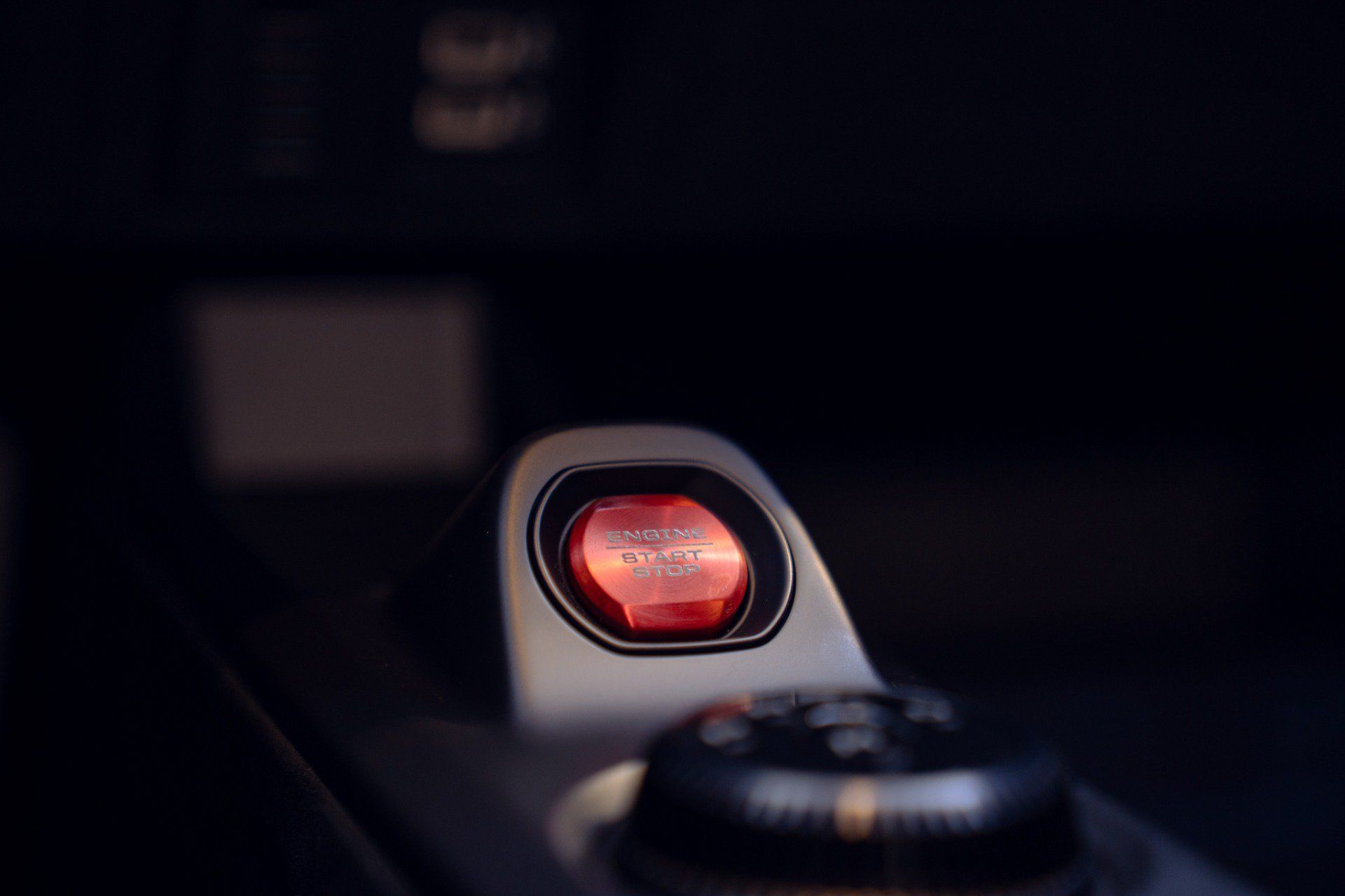 Used 2021 Ford GT RWD image 48