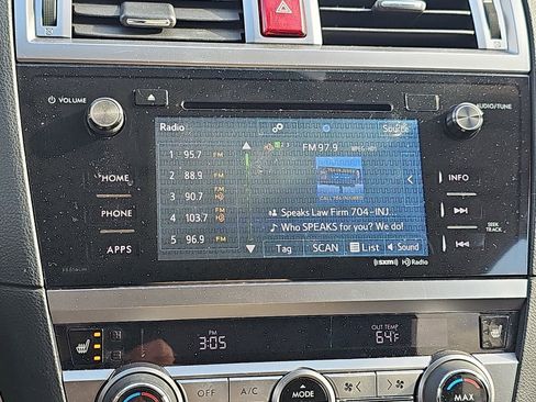 Used 2017 Subaru Outback 2.5i Premium image 22