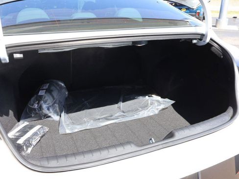 New 2026 Hyundai Elantra Limited image 10