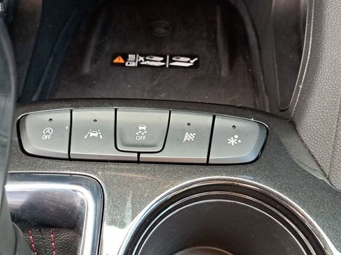 Used 2024 Chevrolet TrailBlazer RS w/ Convenience Package image 26